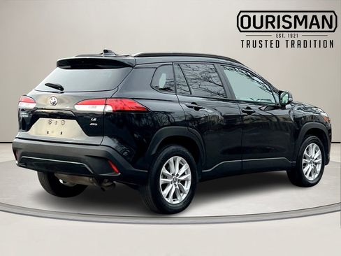 Used 2023 Toyota Corolla Cross LE image 5