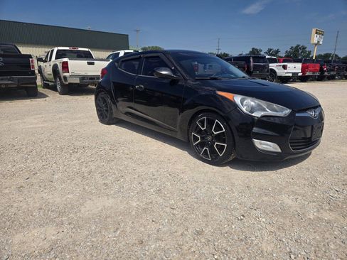 Used 2012 Hyundai Veloster w/ Style Pkg FWD image 1