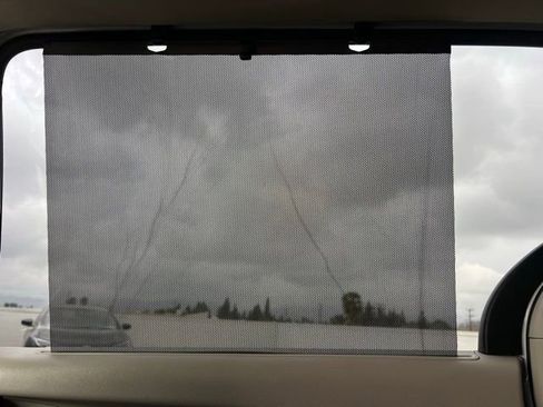 Used 2020 Chrysler Pacifica Touring-L image 37