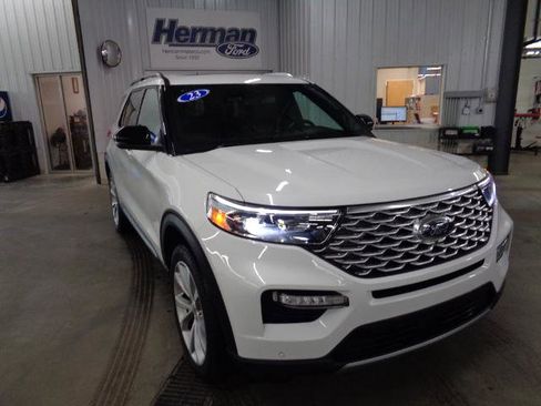 Certified 2023 Ford Explorer Platinum w/ Technology Package image 1