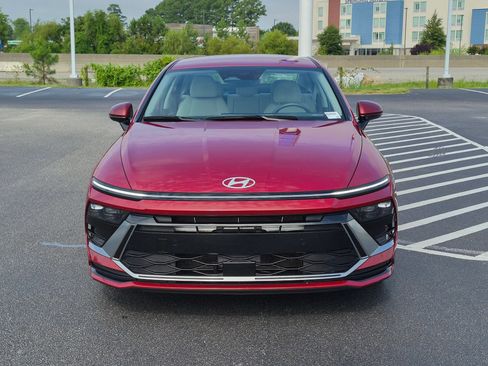 Used 2025 Hyundai Sonata SEL FWD image 8
