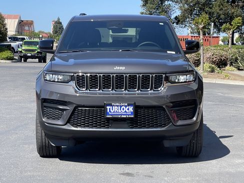 New 2026 Jeep Grand Cherokee Laredo X AWD/4WD image 4