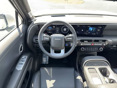 Used 2026 Hyundai Palisade Calligraphy image 17