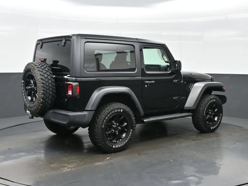 Used 2021 Jeep Wrangler Sport AWD/4WD image 8