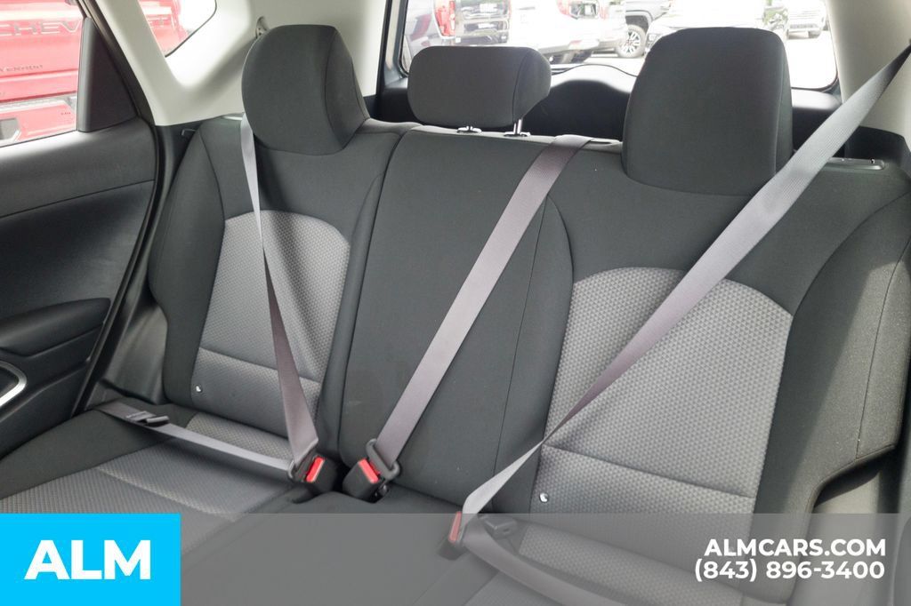 Used 2025 Kia Soul LX w/ LX Technology Package FWD image 16