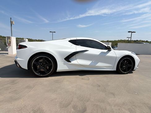 Used 2024 Chevrolet Corvette Stingray Premium Cpe w/ 3LT RWD image 7