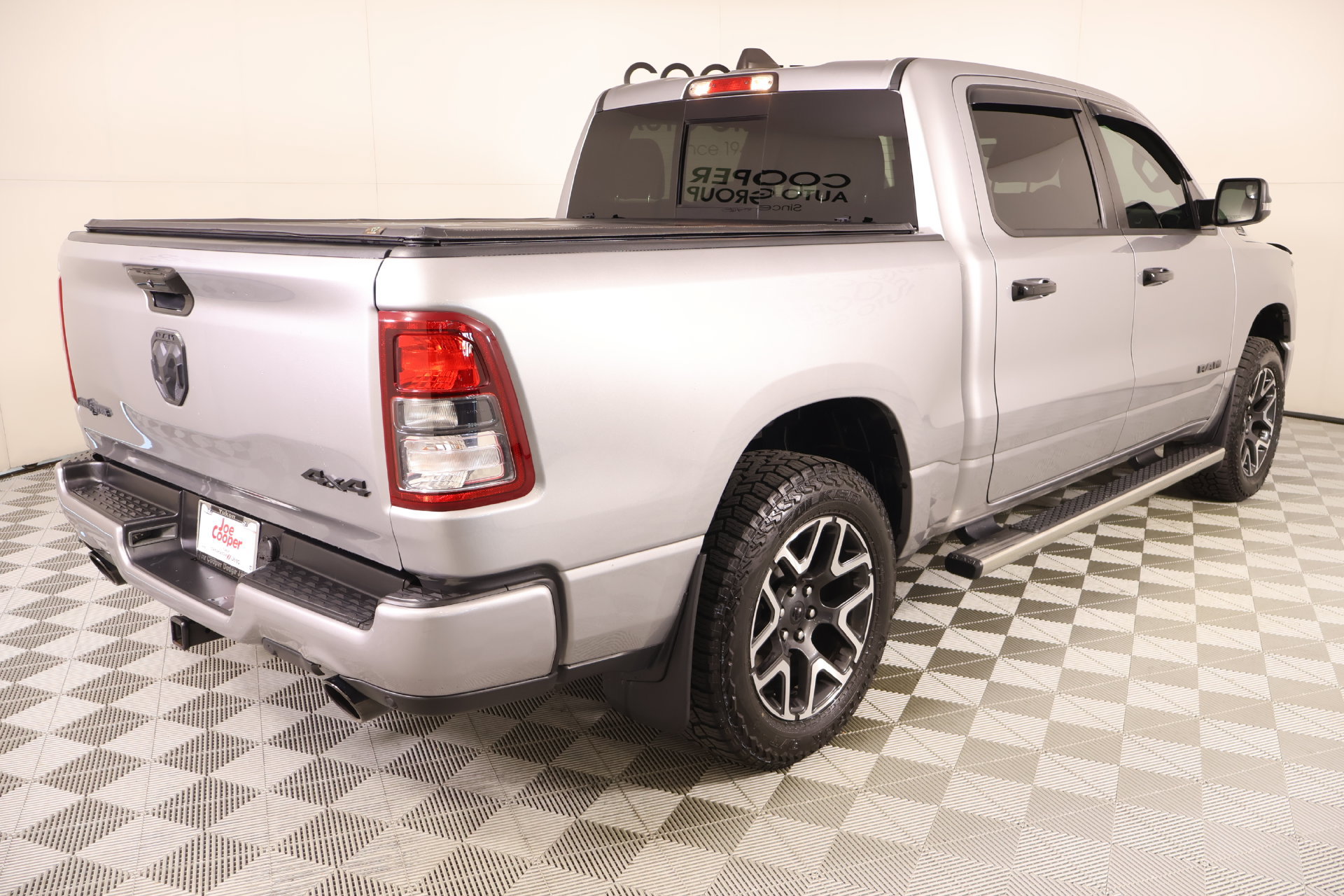 Used 2024 RAM 1500 Lone Star AWD/4WD image 21