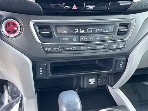 Used 2017 Honda Pilot EX-L image 32
