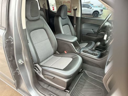 Used 2021 Chevrolet Colorado Z71 image 24