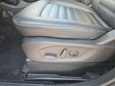 Used 2024 Ford Edge SEL w/ Convenience Package image 12