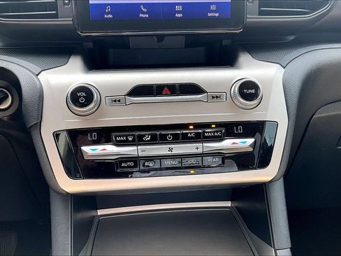 Used 2021 Ford Explorer 2WD image 31