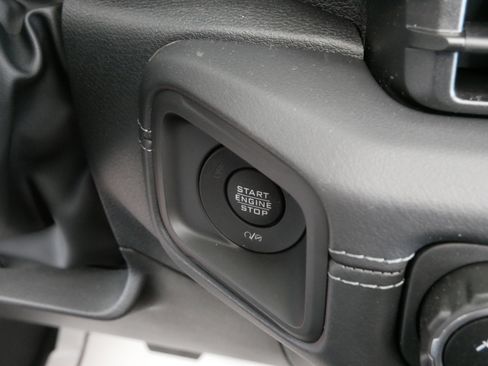 New 2025 Jeep Wrangler Unlimited Rubicon 392 image 24