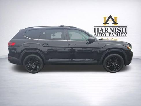 Certified 2022 Volkswagen Atlas SE w/ Black Wheel Package AWD/4WD image 8