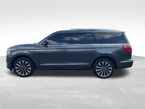 Used 2018 Lincoln Navigator Select AWD/4WD image 9