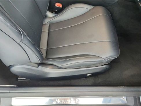 Used 2025 Mercedes-Benz CLE 300 4MATIC Cabriolet image 29