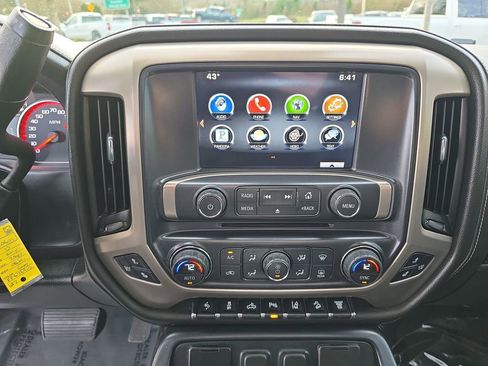 Used 2015 GMC Sierra 2500 Denali w/ Duramax Plus Package image 14