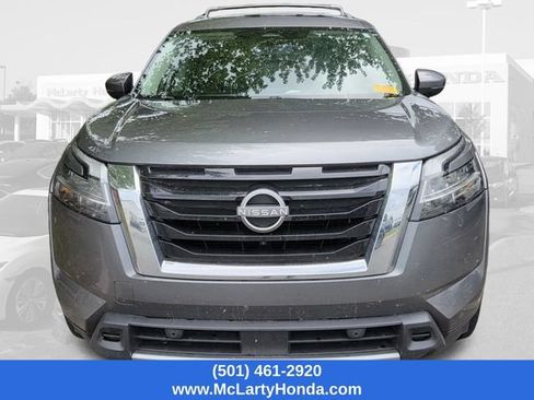 Used 2023 Nissan Pathfinder SL w/ SL Premium Package AWD/4WD image 2