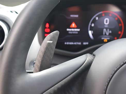 Used 2023 McLaren GT RWD image 14