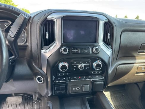 Used 2021 GMC Sierra 1500 SLT w/ SLT Premium Plus Package image 13
