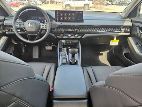 Used 2025 Honda Accord EX-L image 16