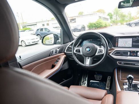 Used 2023 BMW X5 xDrive40i w/ M Sport Package AWD/4WD image 20