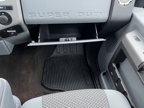 Used 2012 Ford F250 XLT w/ XLT Value Pkg image 33