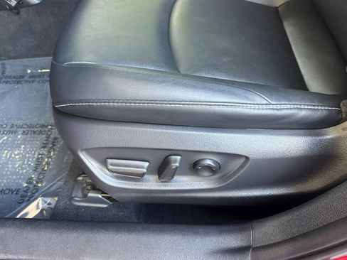 Used 2020 Toyota Prius Prime XLE w/ Protection Package FWD image 13