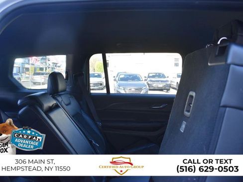 Used 2024 Jeep Grand Cherokee L Laredo image 33