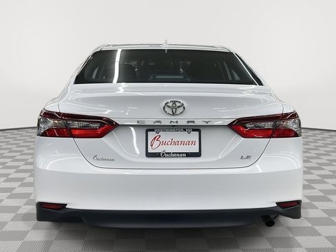 Used 2024 Toyota Camry LE image 6