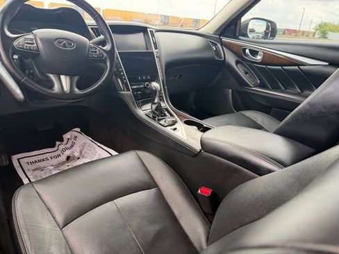 Used 2015 INFINITI Q50 Premium w/ Technology Package RWD image 28