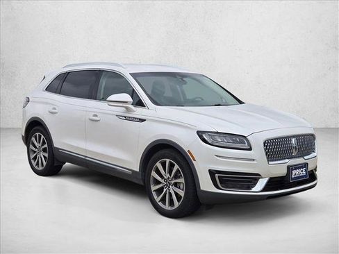 Used 2019 Lincoln Nautilus Select w/ Cargo Utility Package FWD image 3