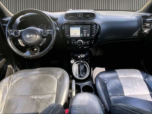 Used 2014 Kia Soul ! w/ Sun & Sound Package FWD image 16