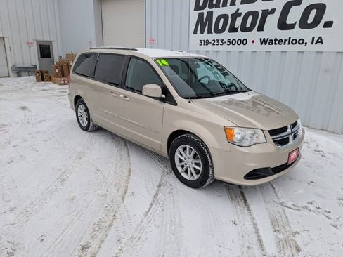 Used 2014 Dodge Grand Caravan SXT image 7