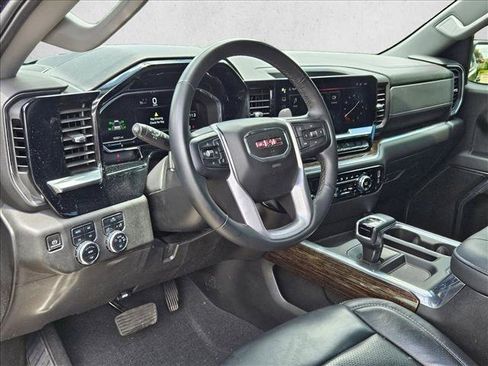 Used 2023 GMC Sierra 1500 Elevation AWD/4WD image 9