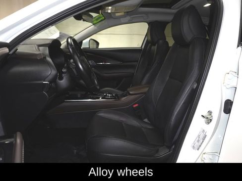 Used 2022 MAZDA CX-30 AWD 2.5 S w/ Premium Package image 13