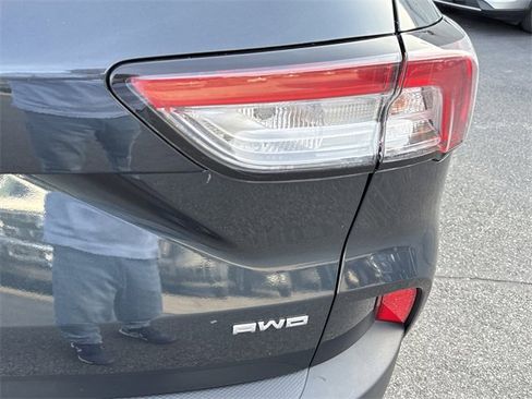 Used 2022 Ford Escape SEL w/ Technology Package image 36