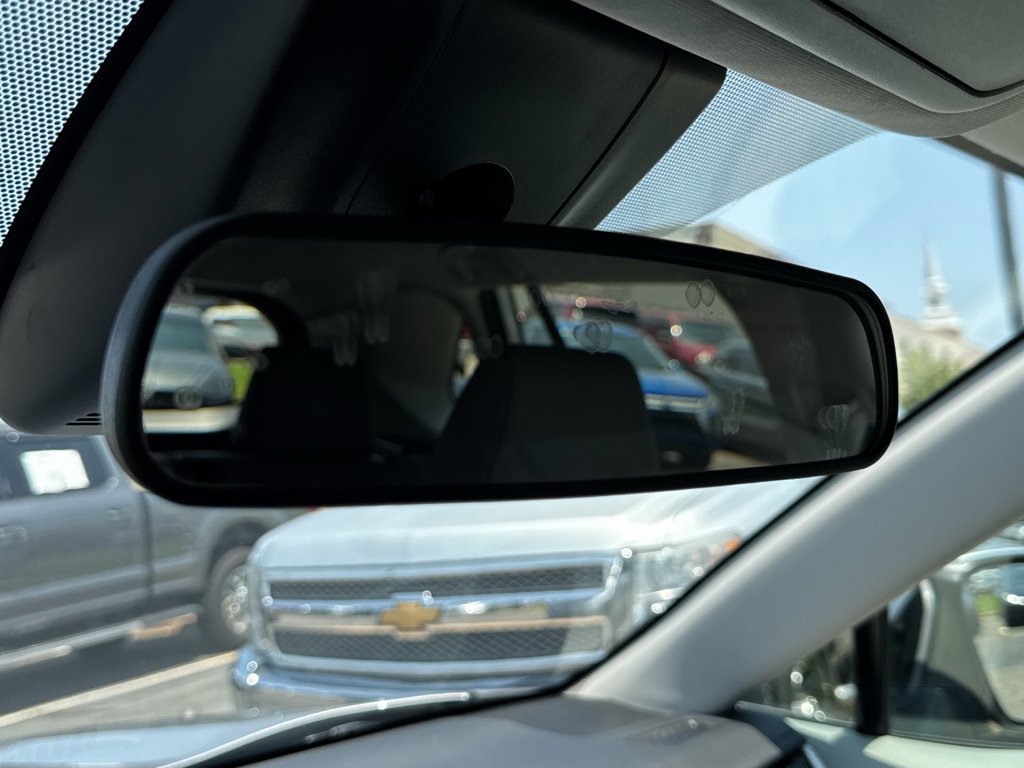 Used 2024 Toyota RAV4 XLE FWD image 22