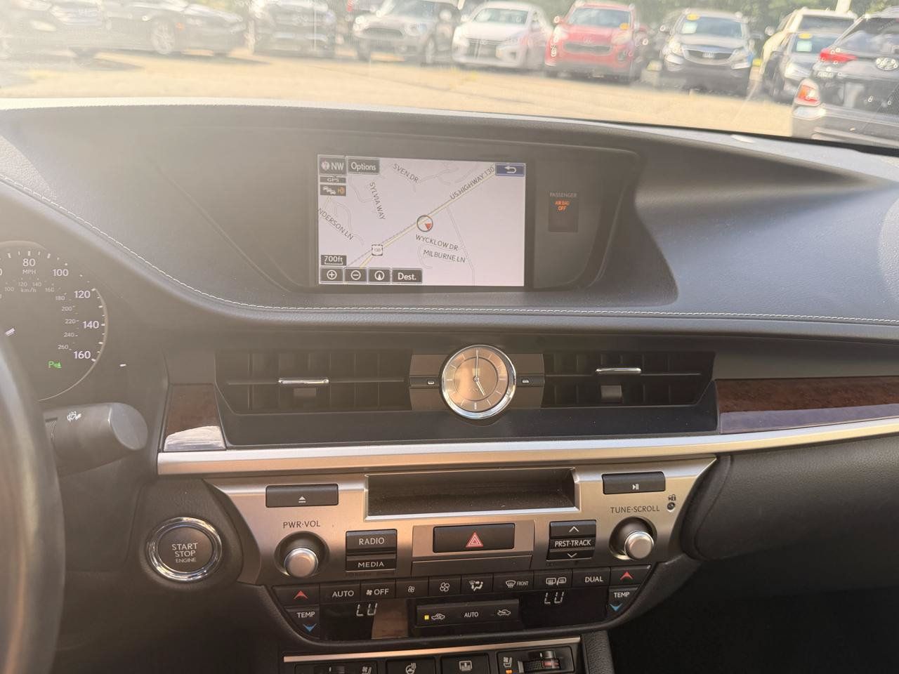 Used 2015 Lexus ES 350 w/ Luxury Package FWD image 27