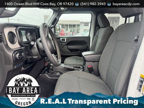 Used 2024 Jeep Wrangler Willys image 13