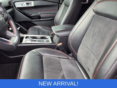 Used 2022 Ford Explorer ST-Line w/ Class IV Trailer Tow Package AWD/4WD image 3