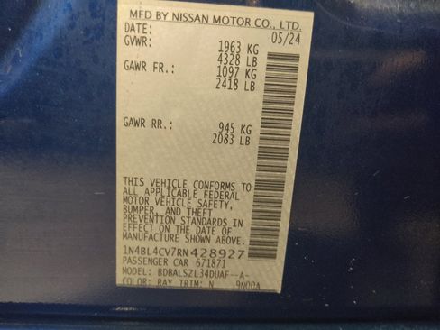 Used 2024 Nissan Altima 2.5 SR w/ SR Premium Package FWD image 33
