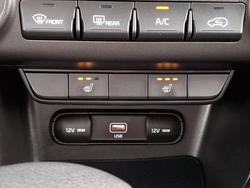 Used 2020 Kia Sportage S image 26