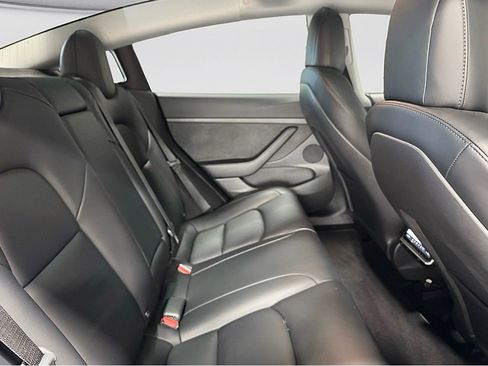 Used 2022 Tesla Model 3 Performance image 21