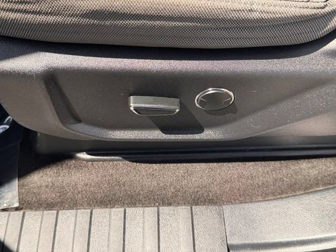 Used 2015 Ford F150 XLT w/ Equipment Group 301A Mid AWD/4WD image 18