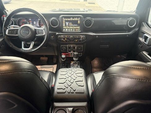 Used 2022 Jeep Wrangler Unlimited Rubicon w/ Xtreme Recon 35" Tire Package image 18