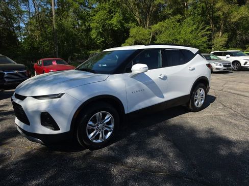 Used 2020 Chevrolet Blazer LT AWD/4WD image 3