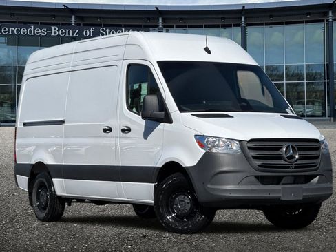 New 2025 Mercedes-Benz Sprinter 2500 image 2