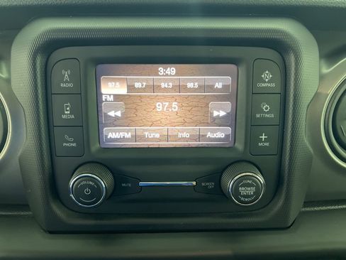 Used 2021 Jeep Wrangler Unlimited Sport image 12