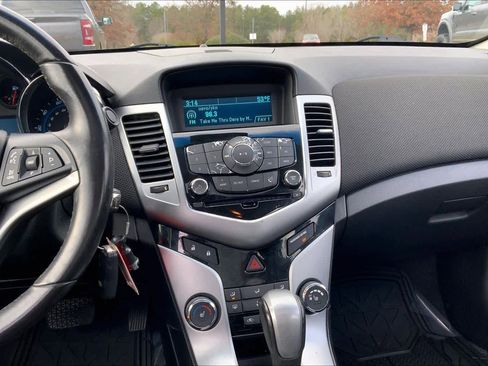 Used 2012 Chevrolet Cruze LT w/ RS Package image 6