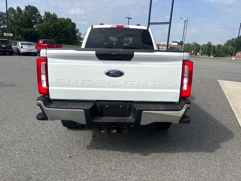 Used 2025 Ford F250 XLT w/ FX4 Off-Road Package AWD/4WD image 6